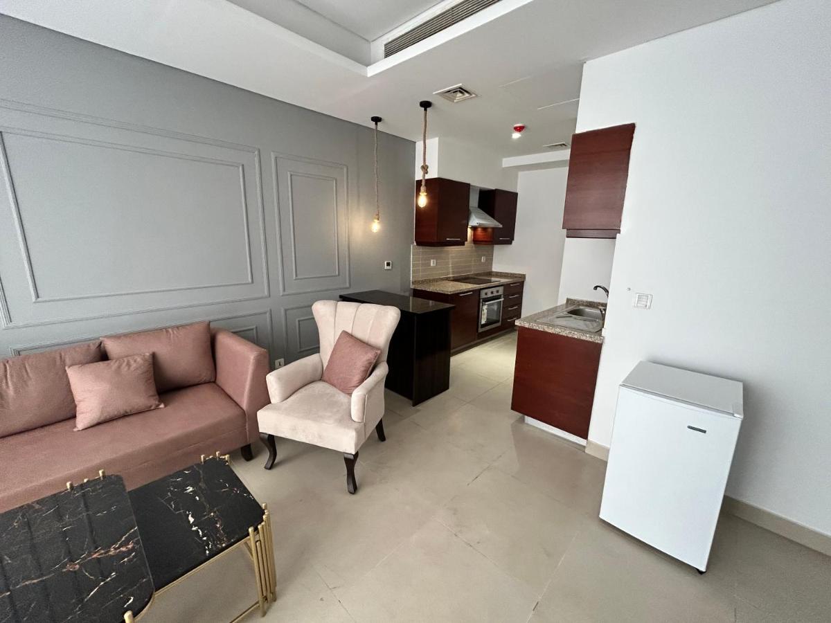 Luxury 1BHK APT one constitution ave isb - image 4