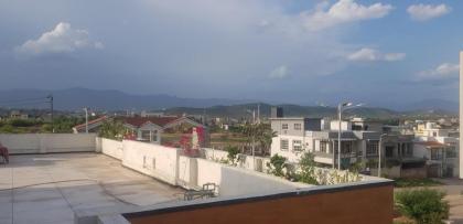 Haven Lodge - 1 BHK apartment with Mountain view - image 2