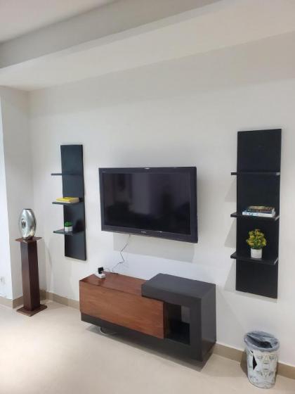 Flat in the Heart of the City - image 11