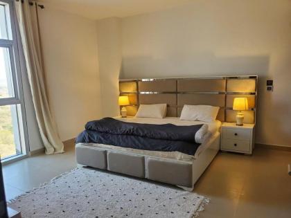Flat in the Heart of the City - image 14