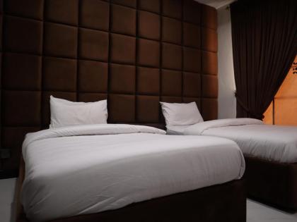 Signature Lodge - image 5