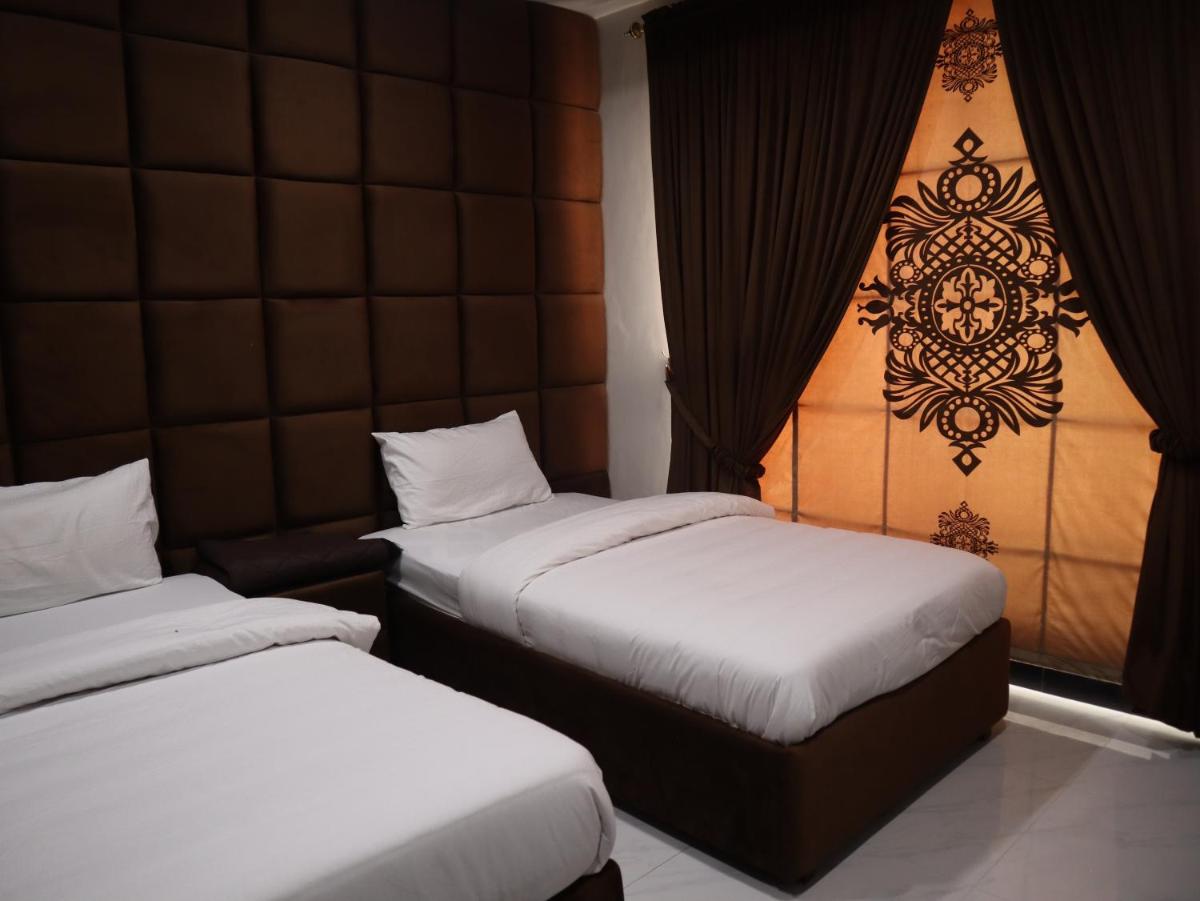 Signature Lodge - image 6