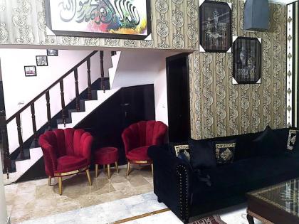 Frank in guest house - image 22