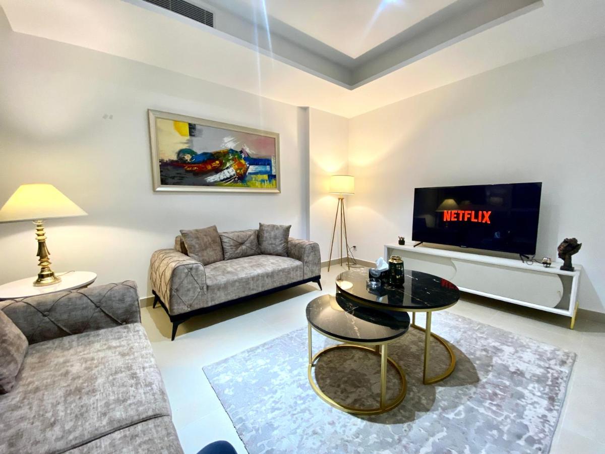 One Constitution Avenue - Apartments by Superhost - image 2