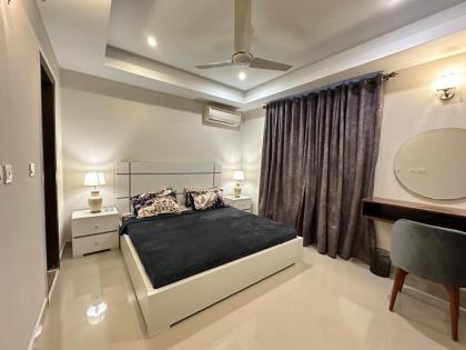 Executive Apartment - image 26