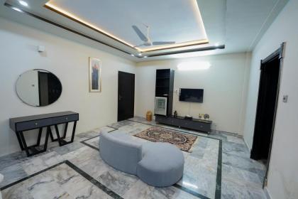 SK Residence - image 13