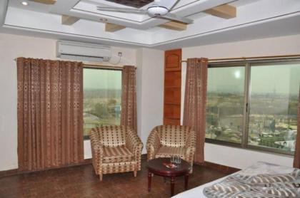 Al Waqqas Hotel - image 3
