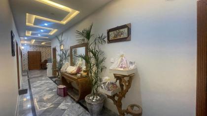 Midways Guest House and Hotels - image 28