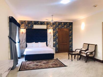 Royal Palace Boutique Hotel - image 18