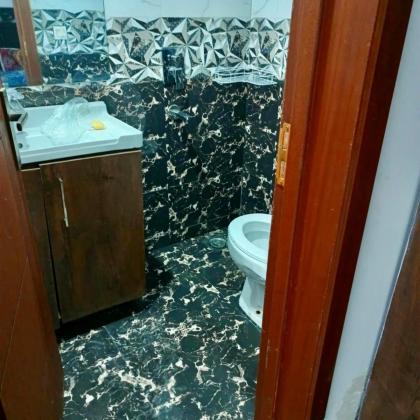 Entire Studio Apartment - image 9