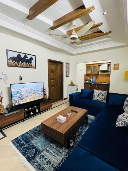 Entire 2BR Apartment Netflix Prime - image 5