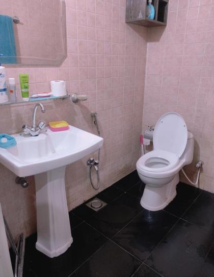 QB Elegant Villa Bahria Town - image 21