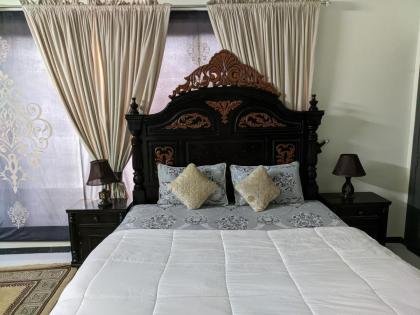 White Palace Guesthouse - image 25