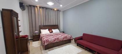26 Number Bus Stop Guest House - image 15