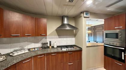 Centaurus Apartment City View Three Beds - image 24