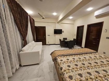 Motorway Majesty Suites Islamabad - Near Islamabad International Airport and Motorway - image 12