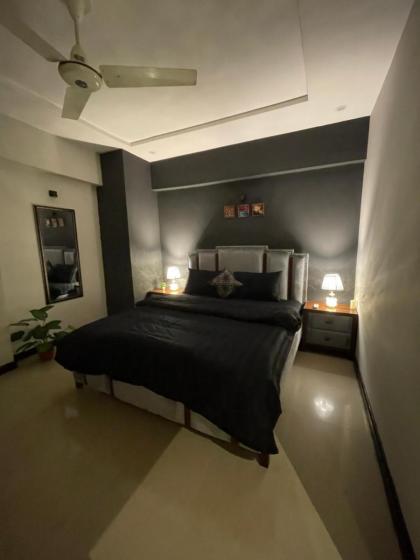 Freddy's Family Apartments - image 2