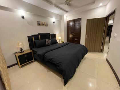 Freddy's Family Apartments - image 3