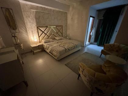 Luxurious Condos in Islamabad - image 9