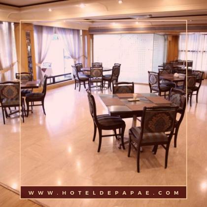 Hotel De Papae - image 6