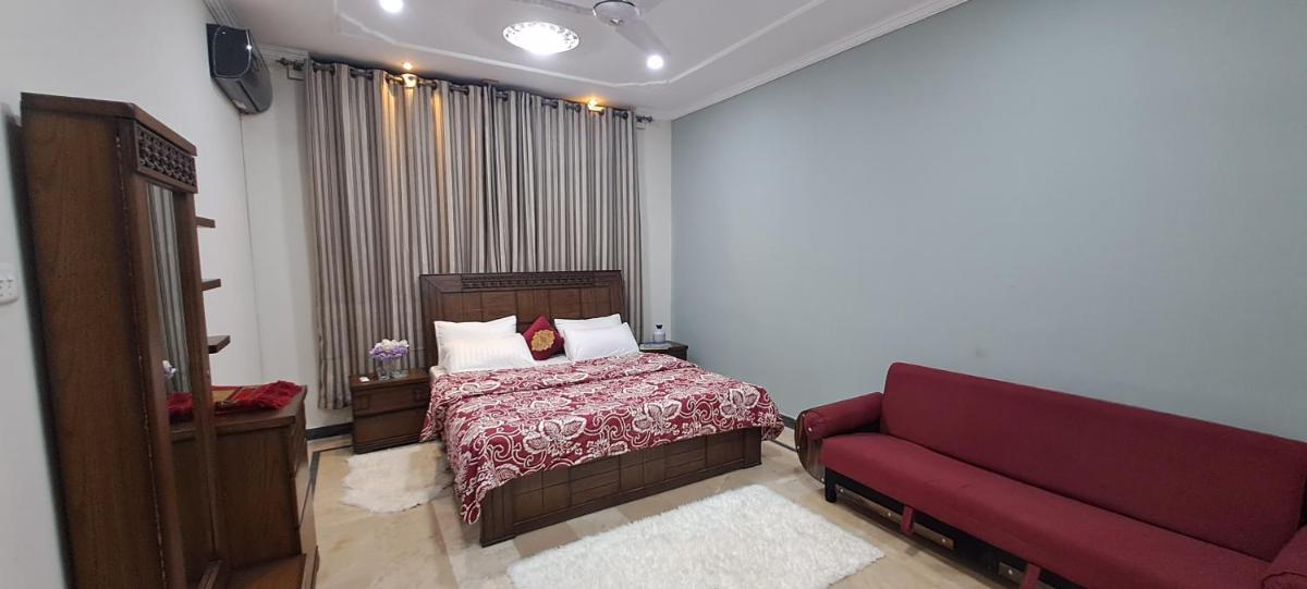 Islamabad Airport Guest House Free Pick-up and Drop off Available 24 Hours - image 2