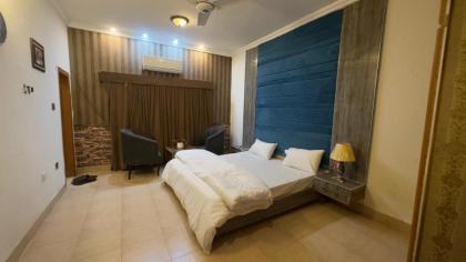 Secure Inn Hotel - image 2