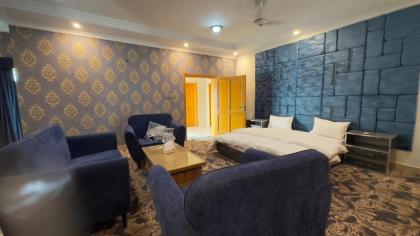 Secure Inn Hotel - image 4