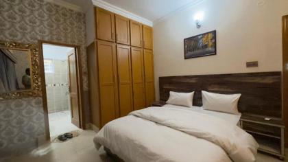 Secure Inn Hotel - image 7
