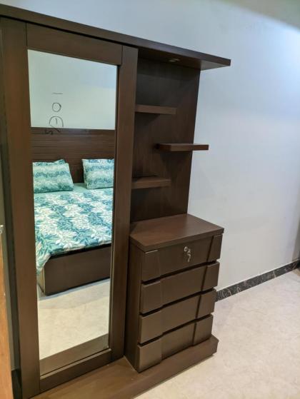 New 2 Bedroom Apartment Luxurious Nice Location - image 6