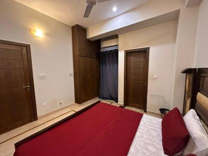 Omega 201 Two Bedroom Family Apartment - image 4