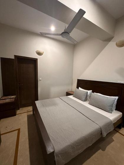 Omega 201 Two Bedroom Family Apartment - image 7