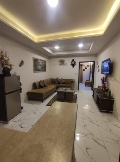 ROYAL EXECUTIVE DELUXE APARTMENT - image 19