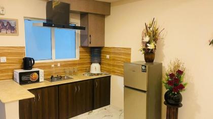 ROYAL EXECUTIVE DELUXE APARTMENT - image 22