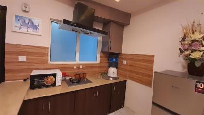 ROYAL EXECUTIVE DELUXE APARTMENT - image 29