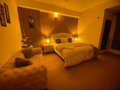 Viceroy Royal Hotel Apartment Islamabad - image 12