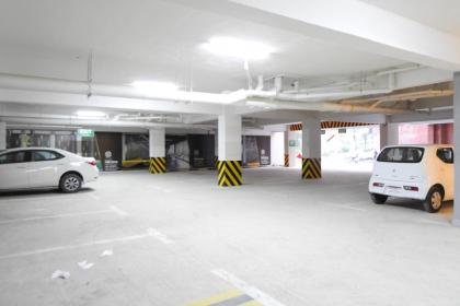 The Chromatic Apartments Bahria Town - image 30