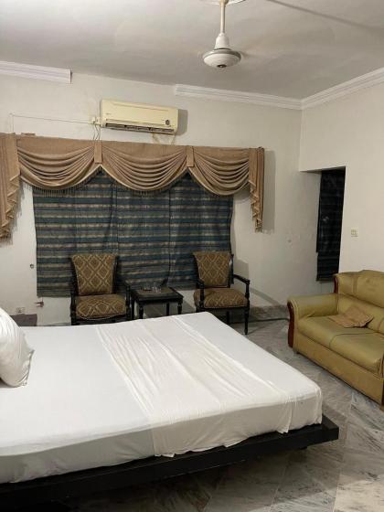 Islamabad lodge G-6 - image 20