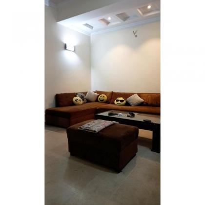 Holiday 2BHK E11 family
