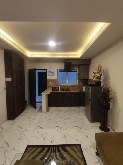 EMPORIUM EXECUTIVE DELUXE FAMILY APARTMENt E11 2 - image 10