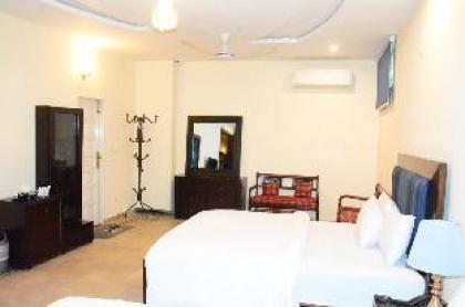 Baani Signature - image 3