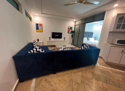 Homtel Signature Suites