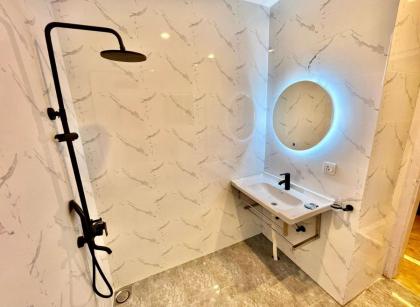 Homtel Signature Suites - image 22