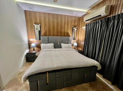 Homtel Signature Suites - image 24