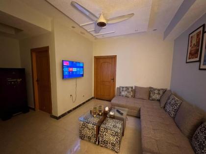 401 Shaheen Heights Two Bedroom Family Apartment - image 5