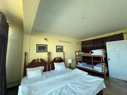 Luxury Cottage Retreat - image 23