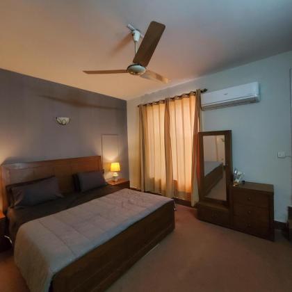 Private Suite F-10 Islamabad - image 8