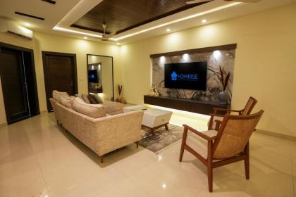 5-Bed Luxury Home by Homrise - image 28