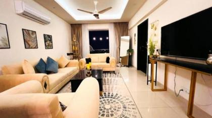 LMY Designer Apartments Facing Centaurs - image 23