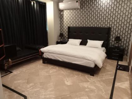 Luxus Guest House - image 4