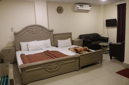 Rysons Continental Hotel  - image 23